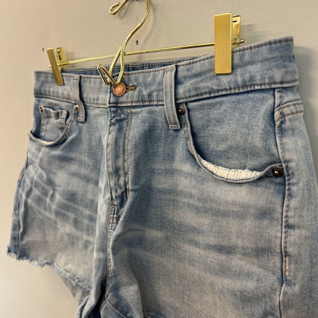 Levi Light Wash High Rise Denim Shorts 29