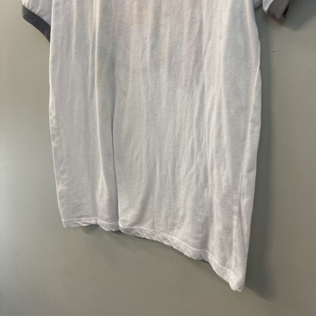 Chaser "Hawaii" Graphic T-Shirt Large