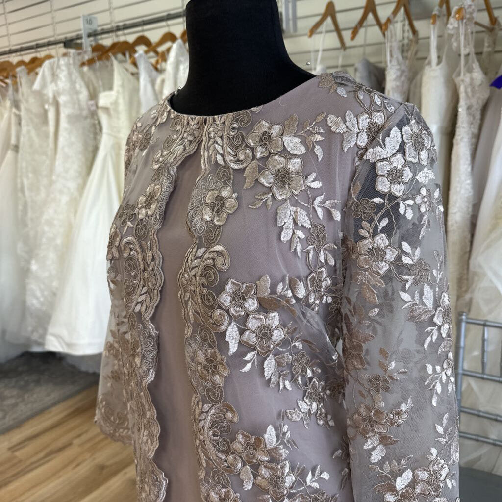 Alex Evenings Taupe Lace Long Sleeve Short Formal Dress 6