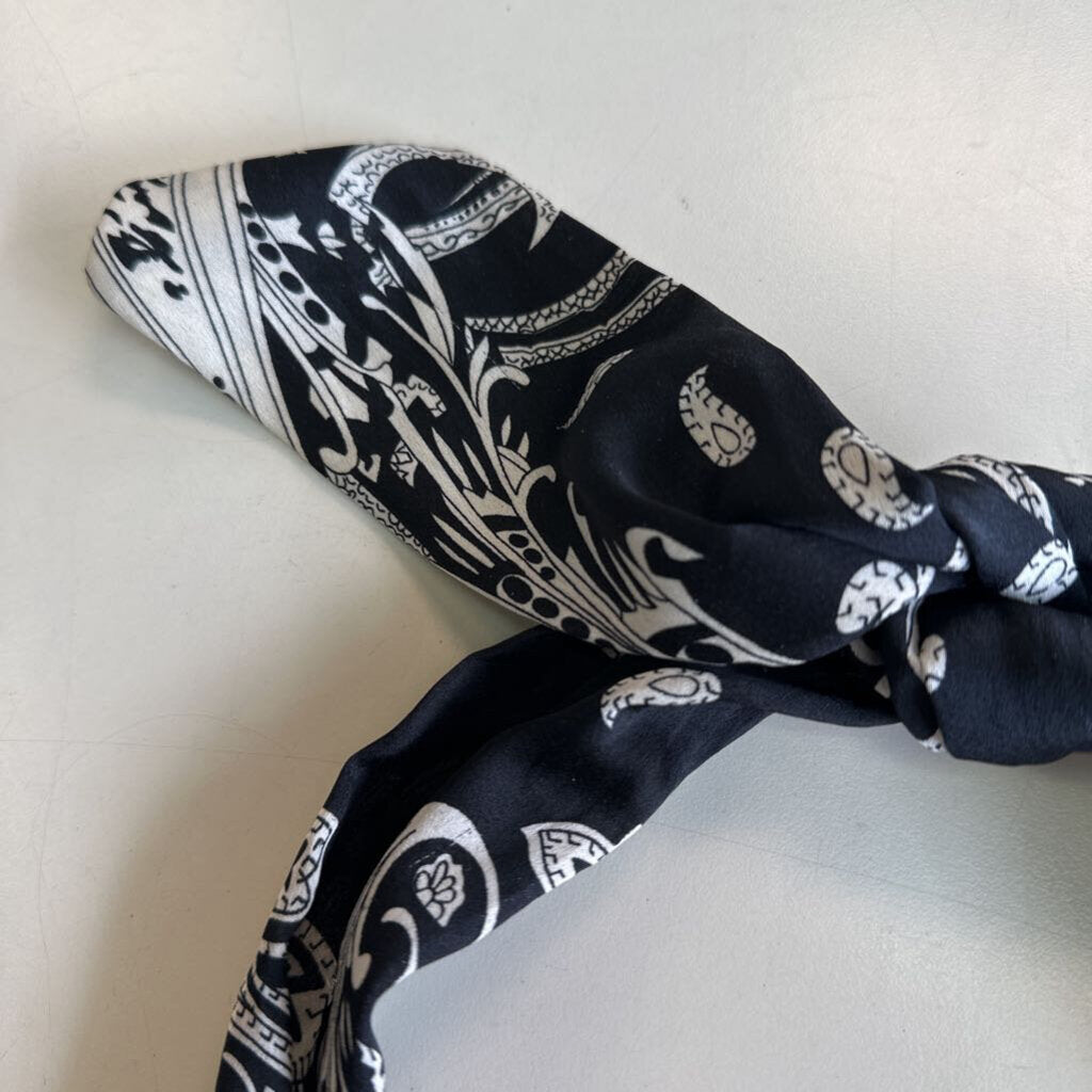 Black/ Cream Print Hair Tye Scarf