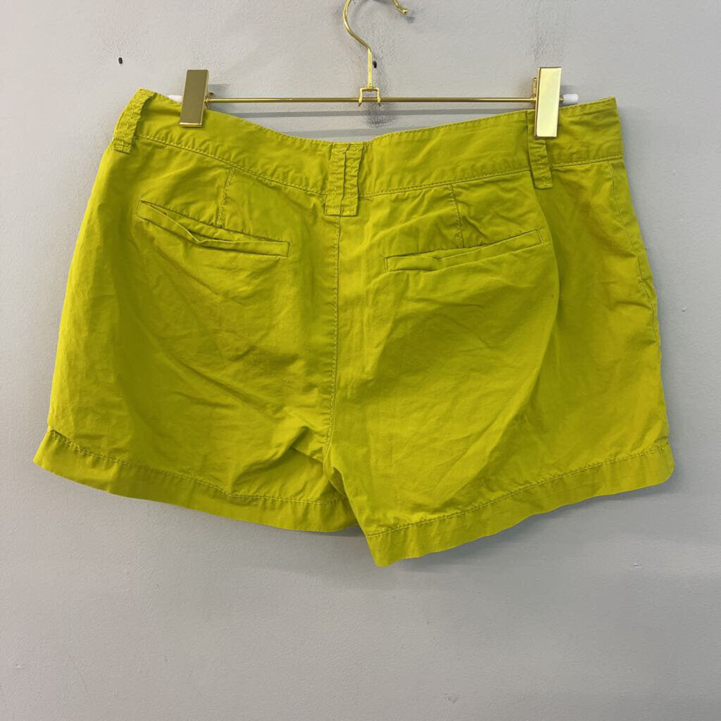 Loft Green Front Pocket Shorts 2