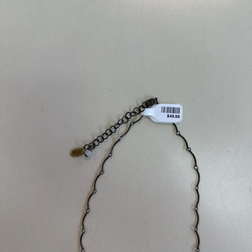 Anne Vaughan Short Stone Necklace