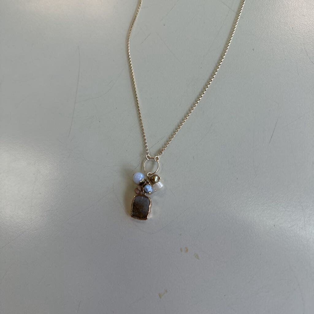 Anne Vaughan Dainty Gold Necklace