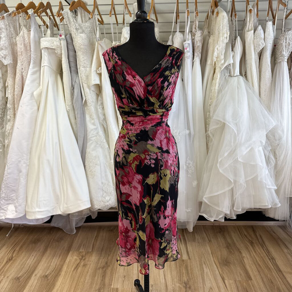 Adrianna Papell Black/ Multi Flower Print Short Formal Dress 10