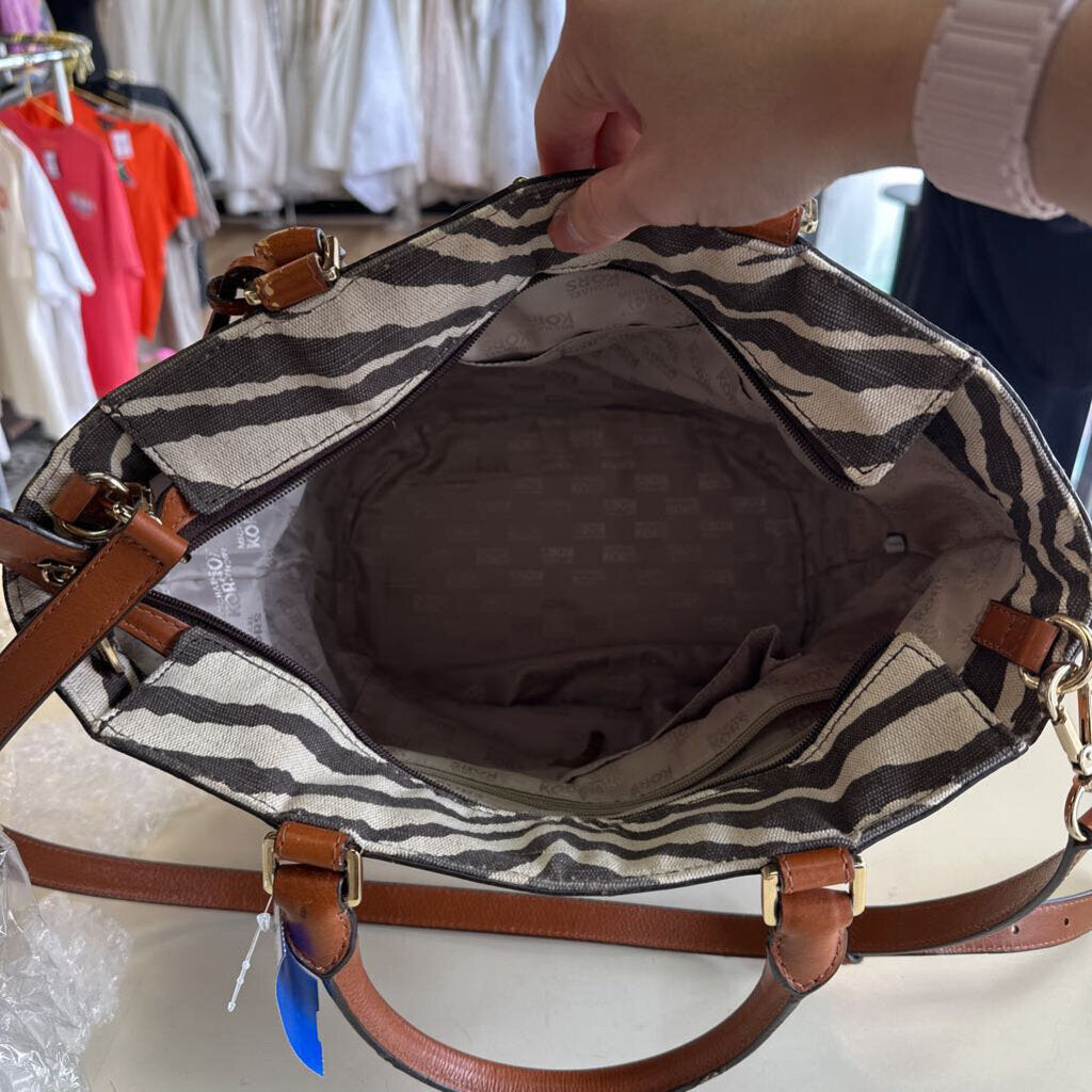 Michael Kors Kingsberry Brown Tiger Striped Canvas Bucket Tote Purse