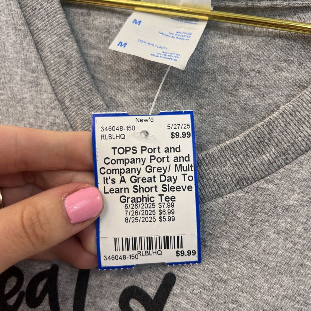 Port and Company Grey/ Multi It's A Great Day To Learn Short Sleeve Graphic Tee Medium