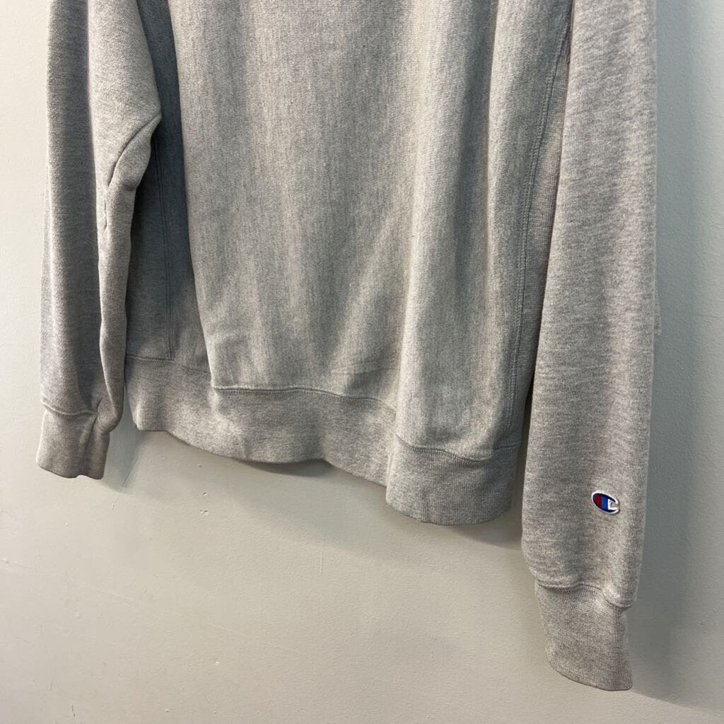 Champion Grey Logo Long Sleeve Crewneck Pullover Medium
