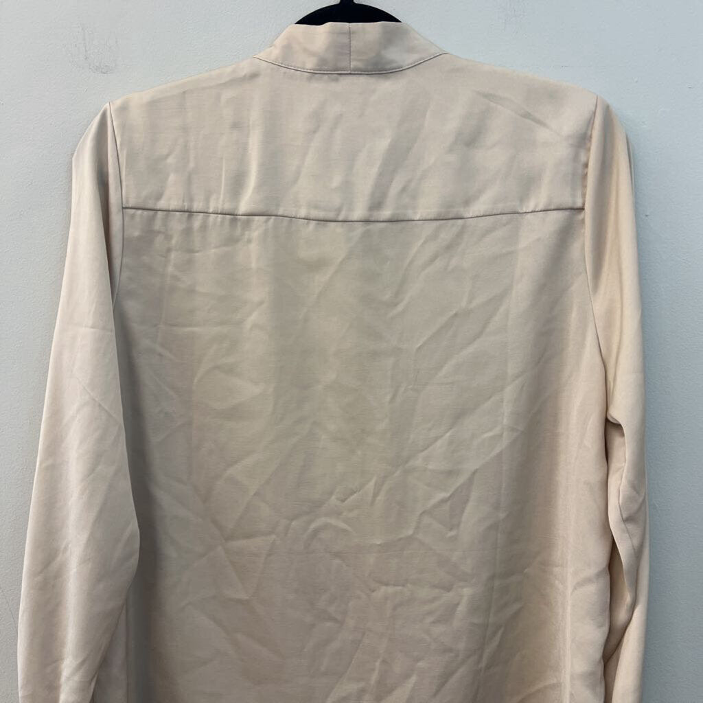 Banana Republic Beige Silky Long Sleeve Tie Neck Button Down Top Medium