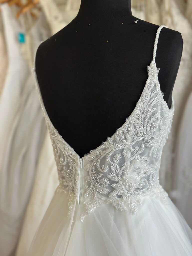 Stella York Ivory Beaded Bodice A Line Bridal Gown 14