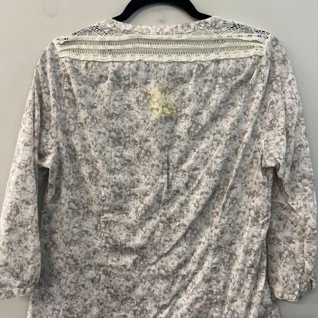 Eddie Bauer Grey Print Long Sleeve Button Front Top Large