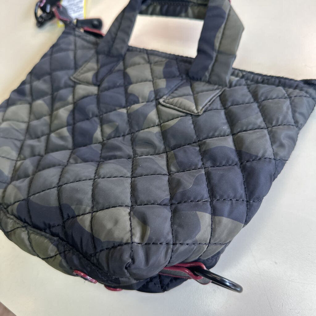Black/ Green Camo Print Quilted Crossbody Purse