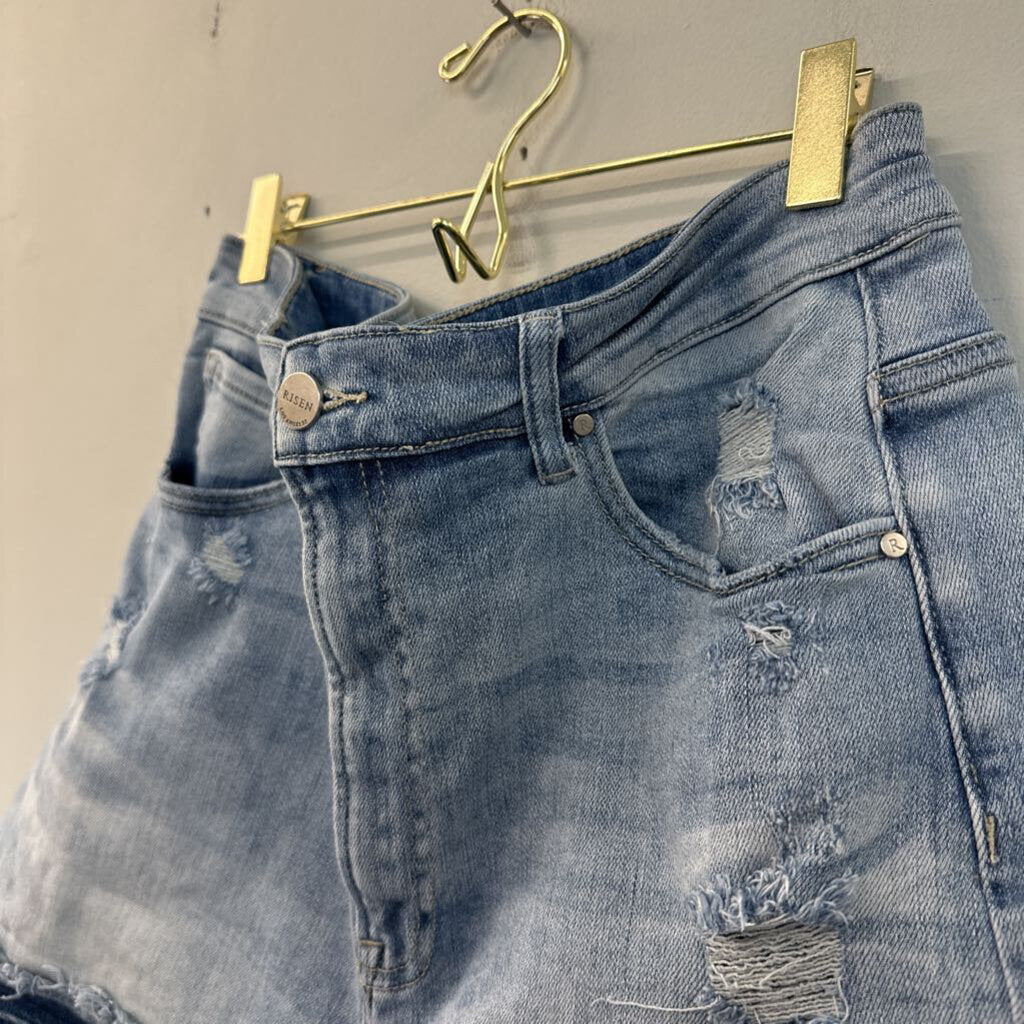 Risen Distressed Denim Shorts 1XL