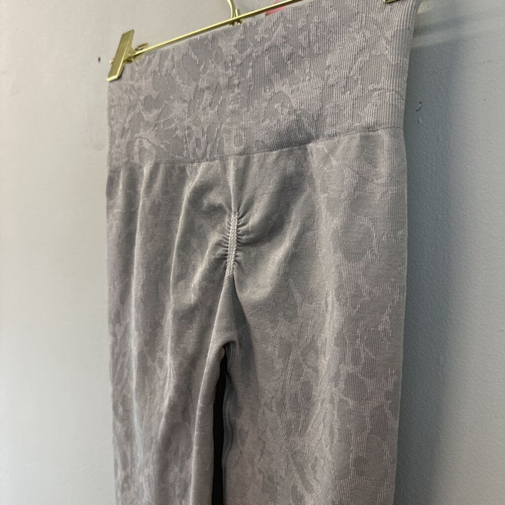 Gym Shark Grey Patterned Cropped Leggings Extra Large