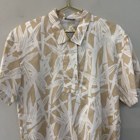 Vintage Jones New York Beige/ White Print Short Sleeve Button Down Top 10