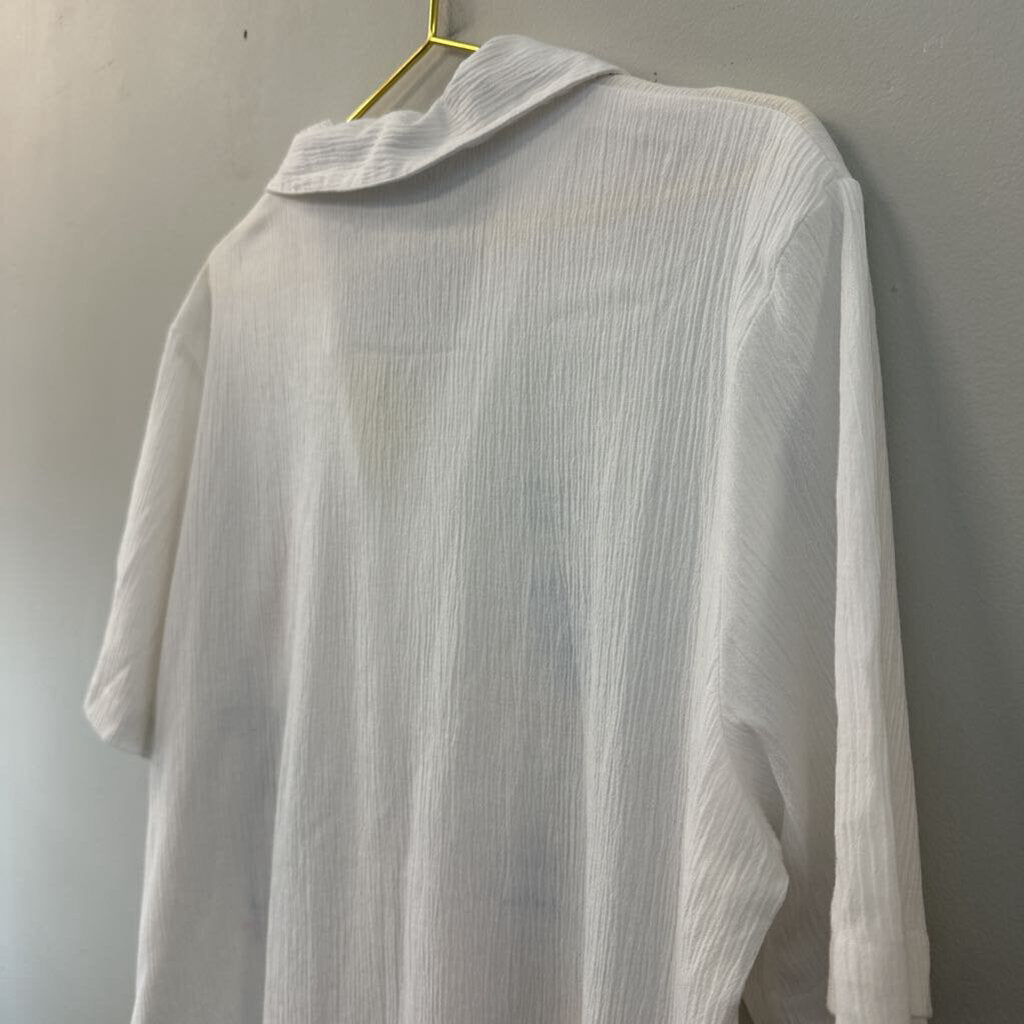 Vintage Koret White/ Multi Beach Embroidered Short Sleeve Button Down Top Large