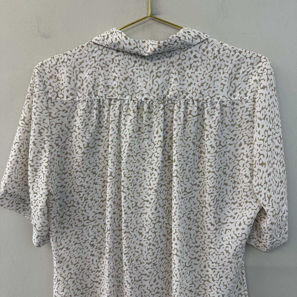 Vintage Kathy Comelli Beige/ White Print Short Sleeve Button Down Top Medium