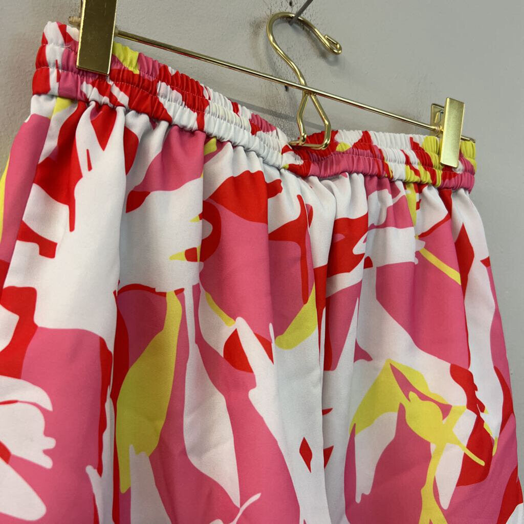 Crosby White/ Multi Print Pull On Shorts Small