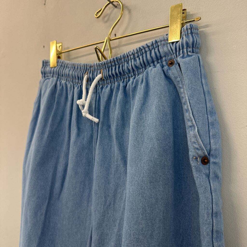 Vintage High Waisted Long Chambray Shorts Small