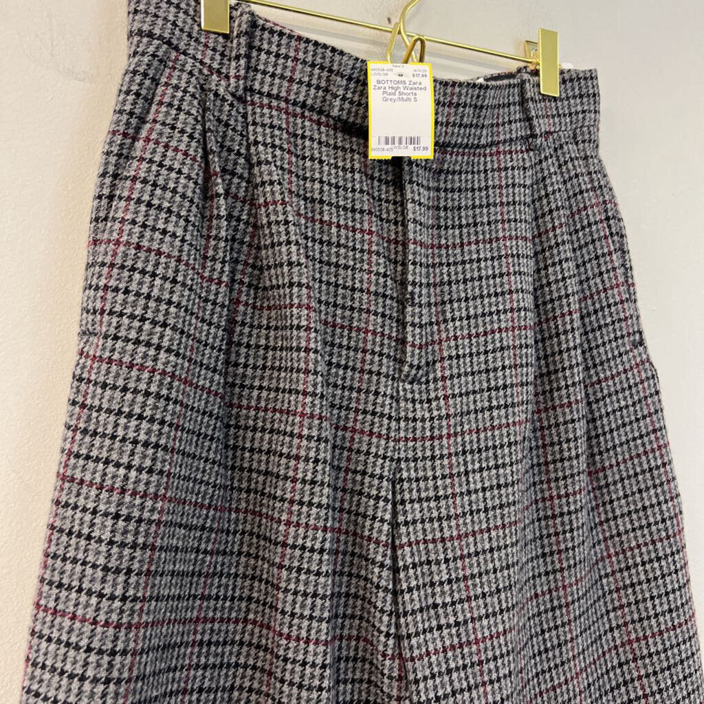 Zara High Waisted Plaid Shorts