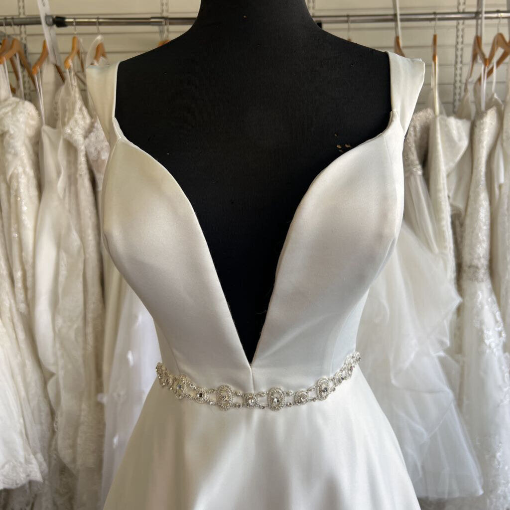 Cristiano Lucci Satin A-Line Plunge Bridal Dress 12