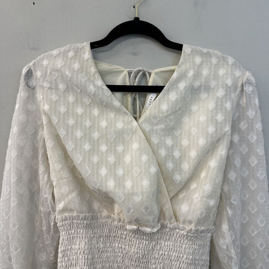 Lush Cream Diamond Print Cropped Long Sleeve Top Medium