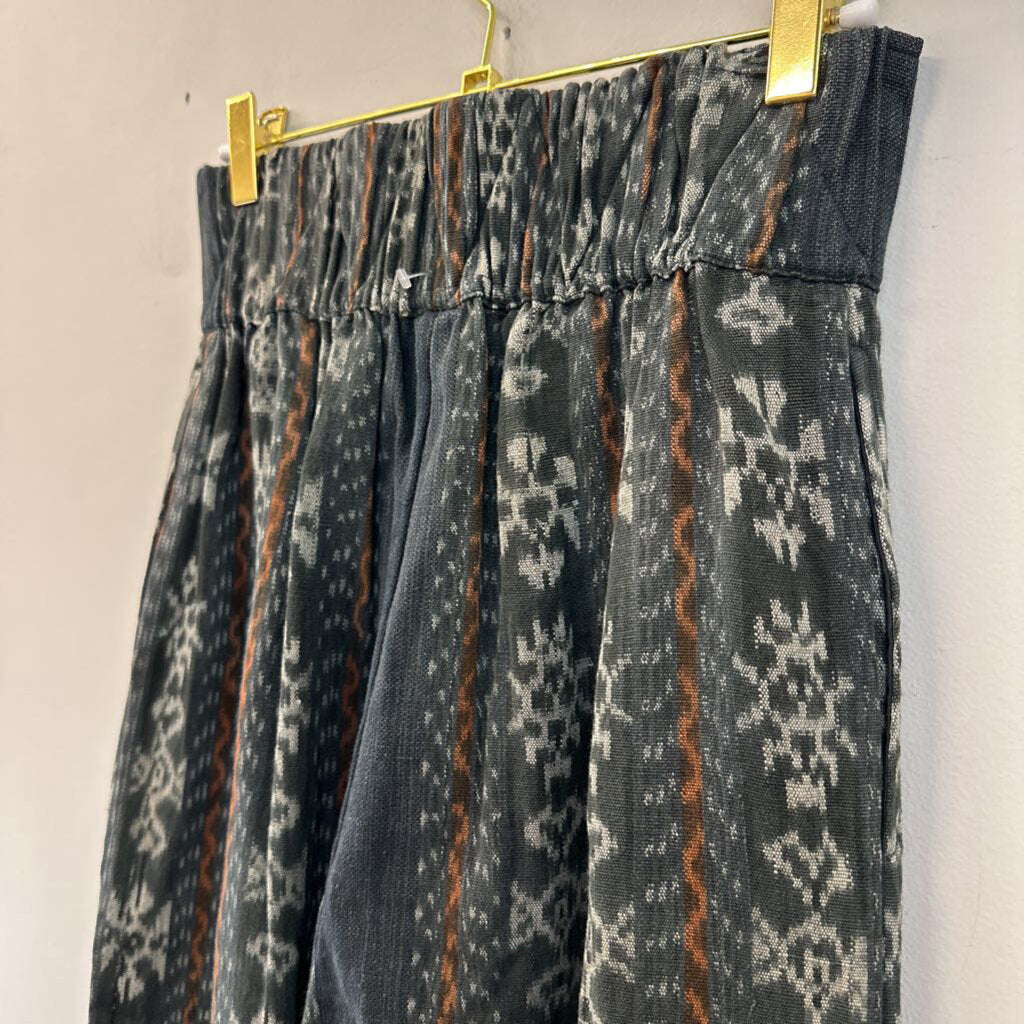 Nusantara Blue/ Multi Print High Waisted Pants Small