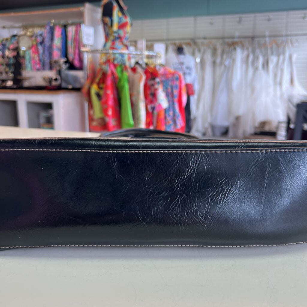 Nine and Co Black Shiny Leather Purse