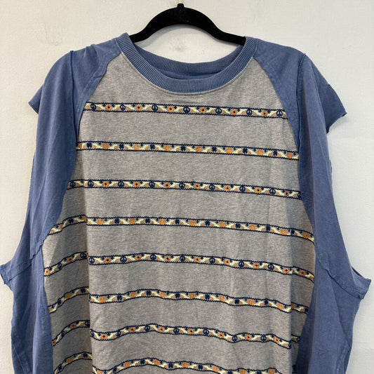 We The Free Grey/ Blue Embroidered Peace Sign Print Boxy Top Small