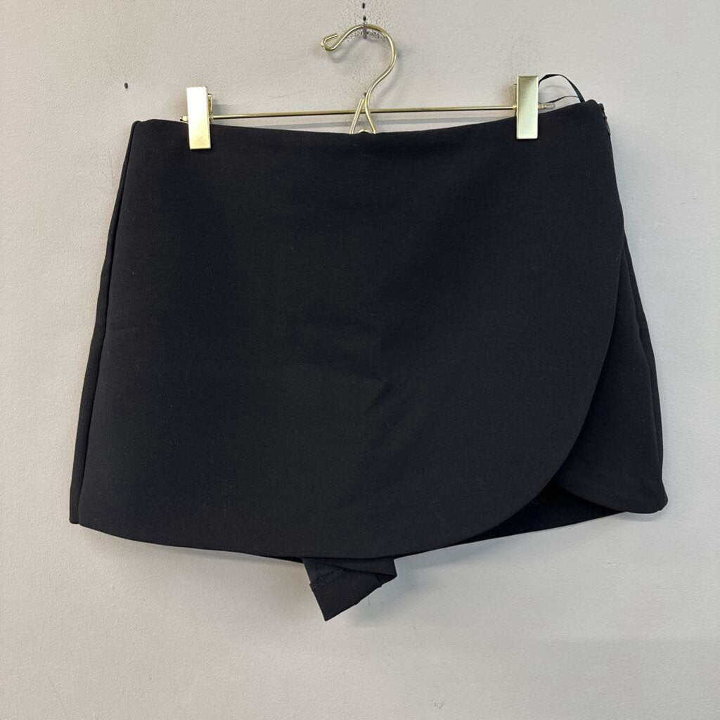 Zara Black Wrap Skort Large