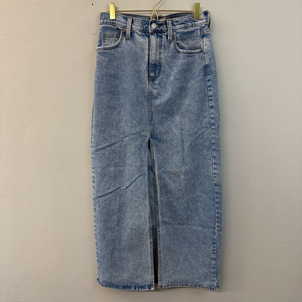 Light Wash Denim Midi Skirt 2
