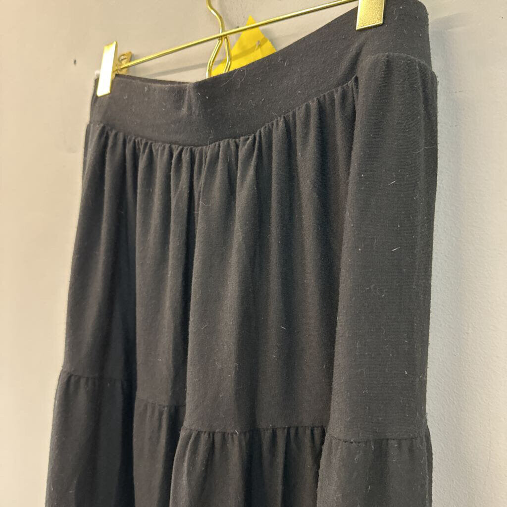 Zenana Black Tiered Maxi Skirt Medium