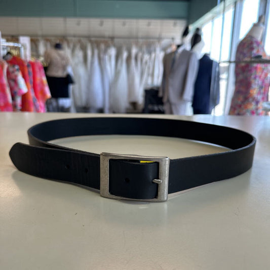 Eddie Bauer Black Leather Belt Medium