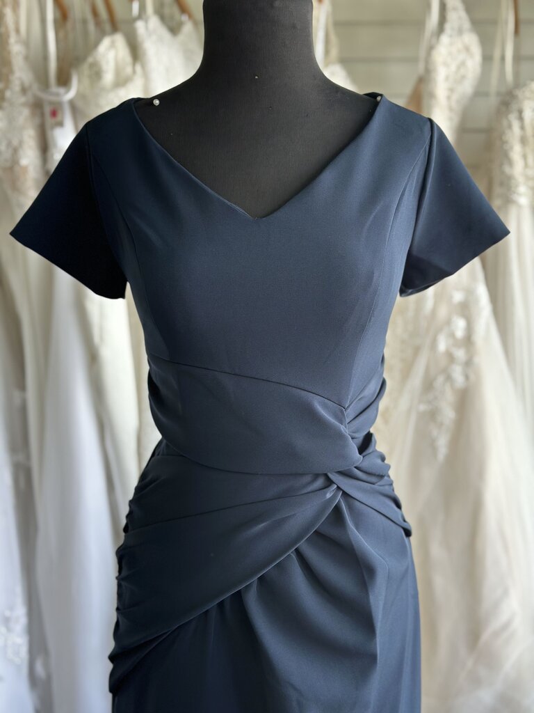 Kay Unger Navy Short Sleeve Long Formal Dress 6