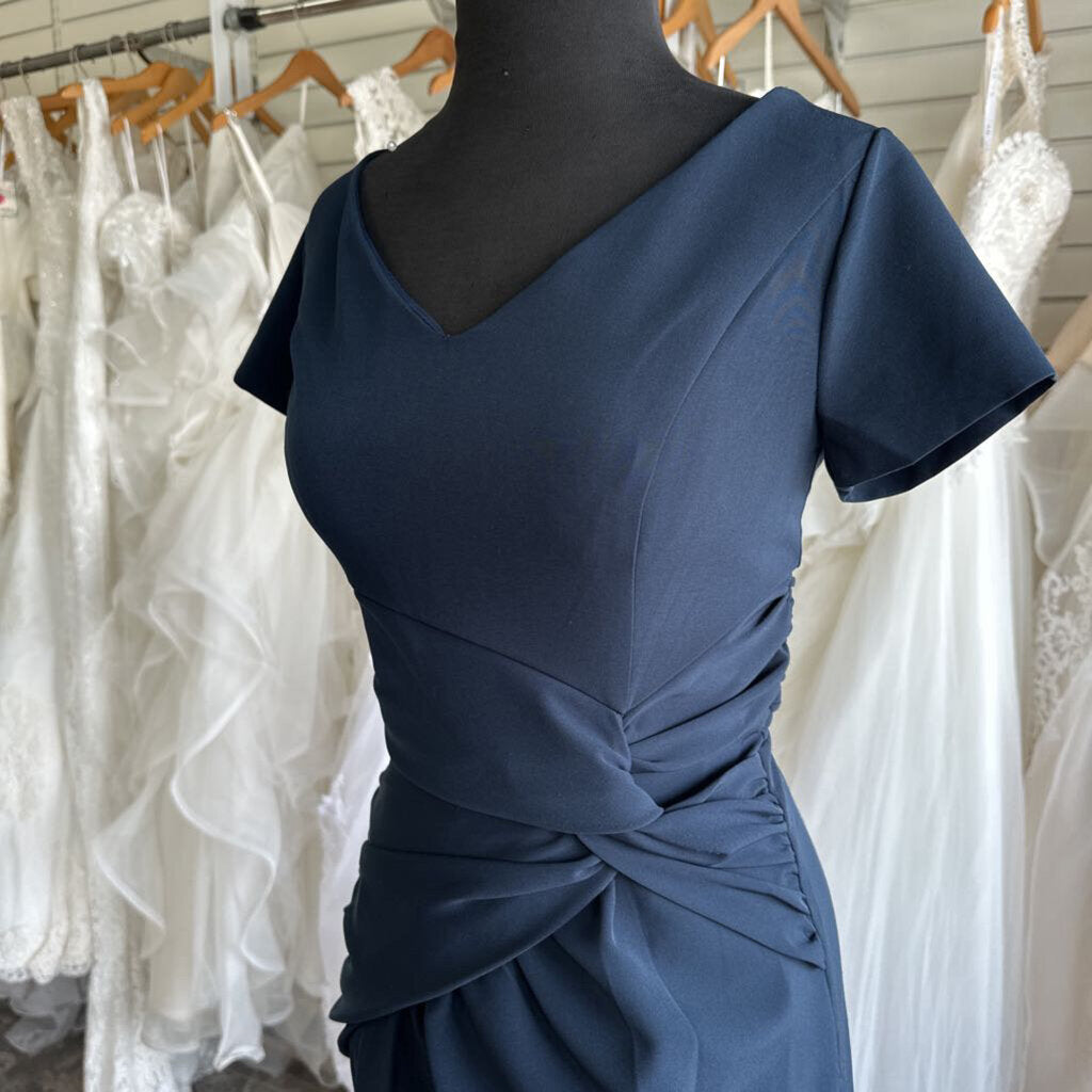 Kay Unger Navy Short Sleeve Long Formal Dress 6