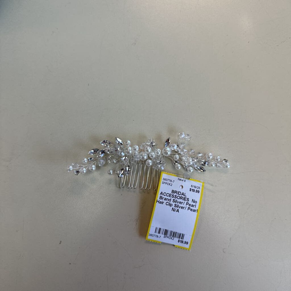 Silver/ Pearl Hair Clip