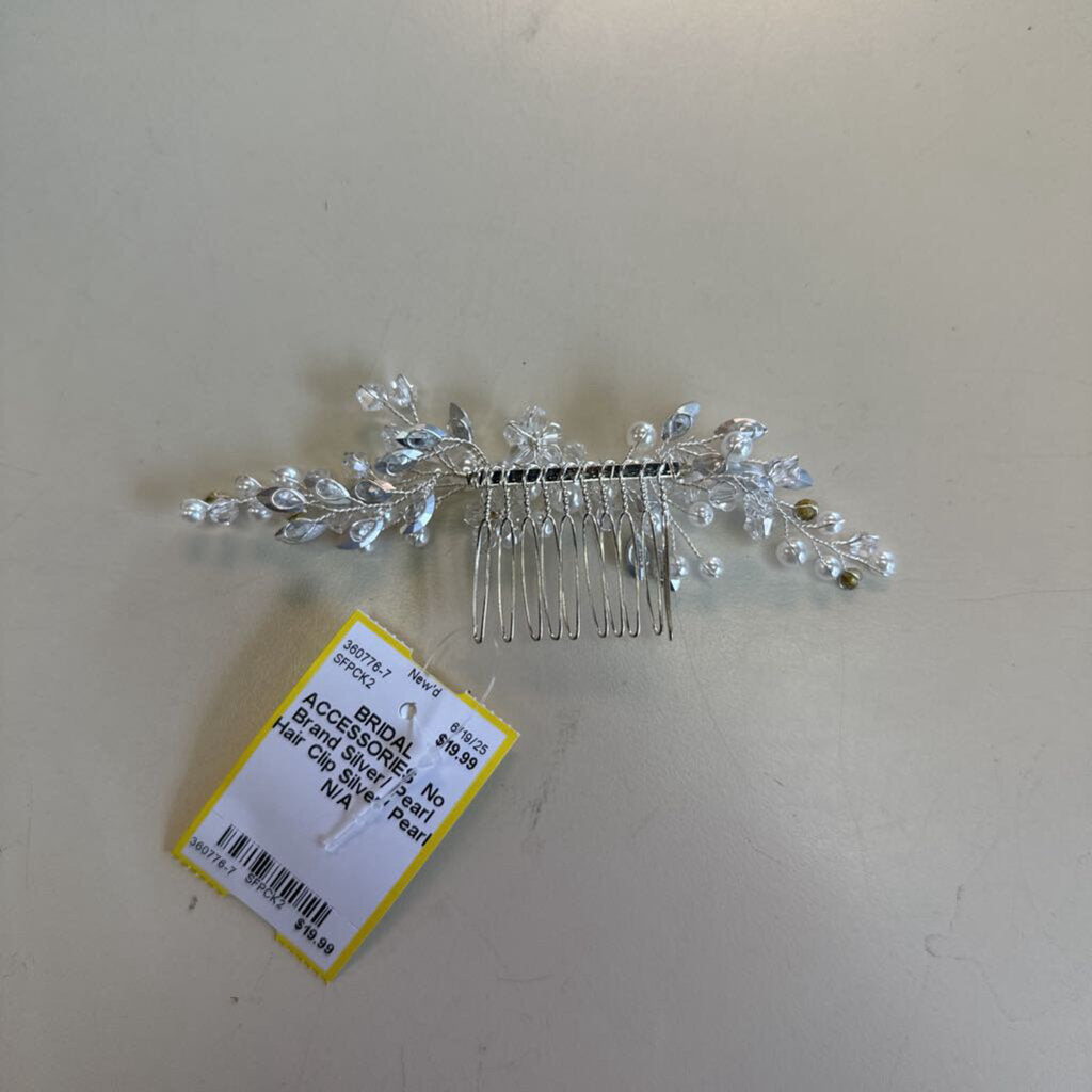 Silver/ Pearl Hair Clip