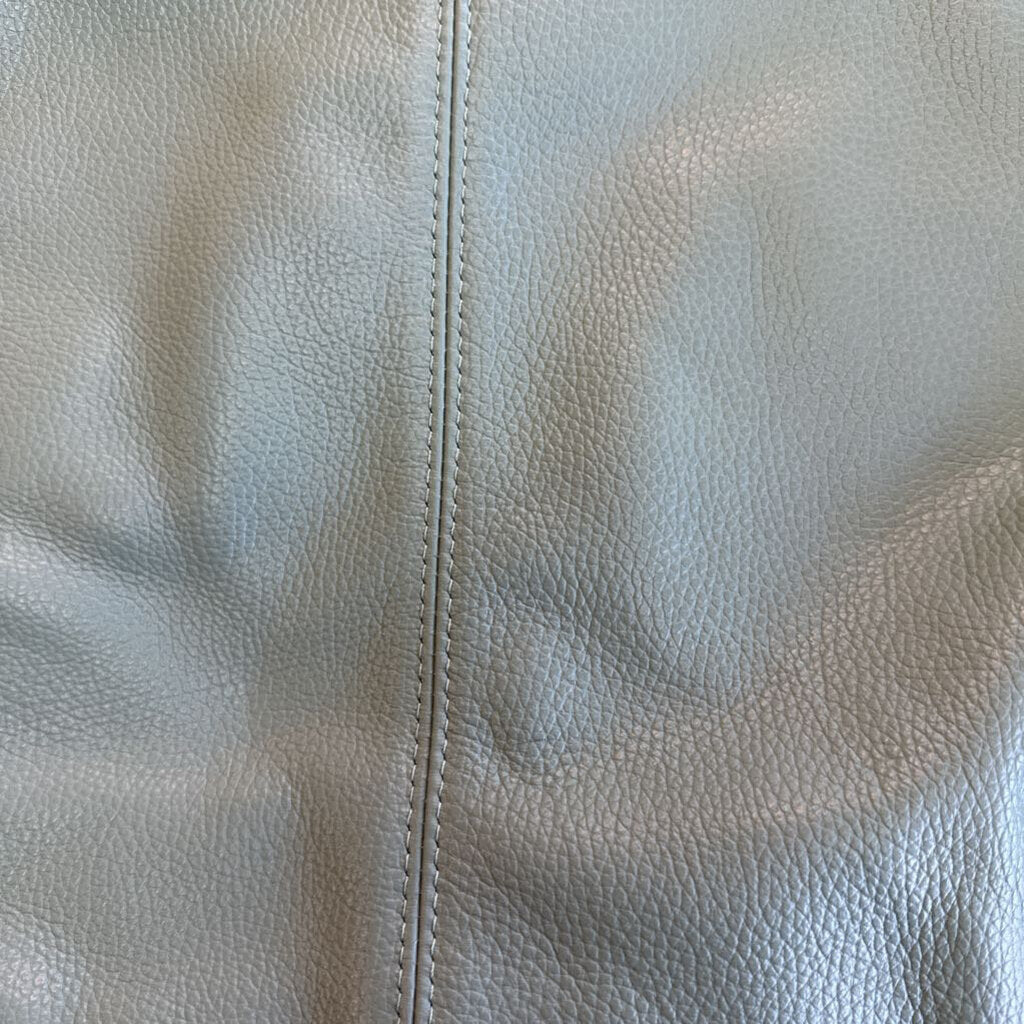 Takeeasy Green Pebbled Leather Purse