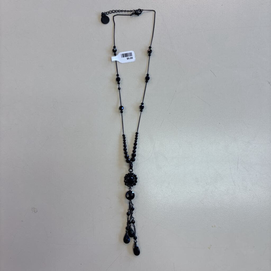 Liz Claiborne Long Dangle Necklace