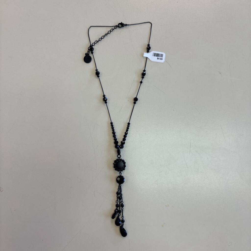 Liz Claiborne Long Dangle Necklace