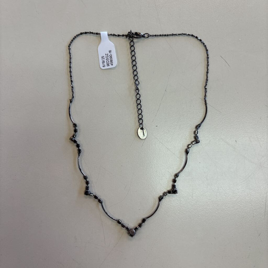 Red Stone Short Necklace