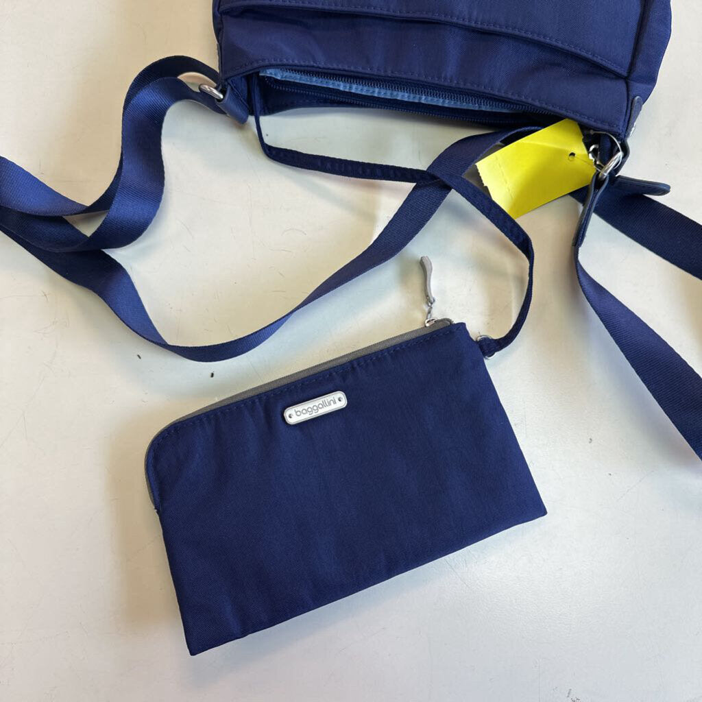 Baggallini Blue Crossbody Purse