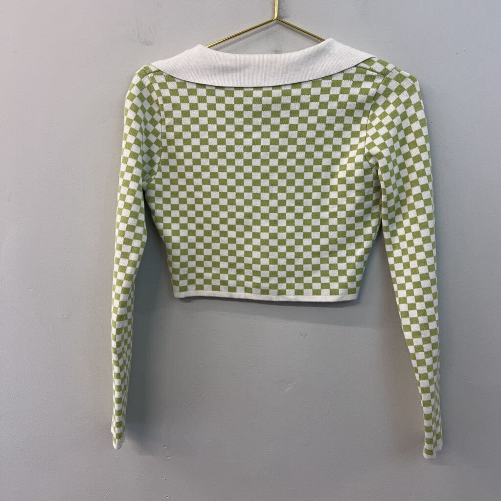 Vestique Green/ White Checkered Cropped Button Down Small