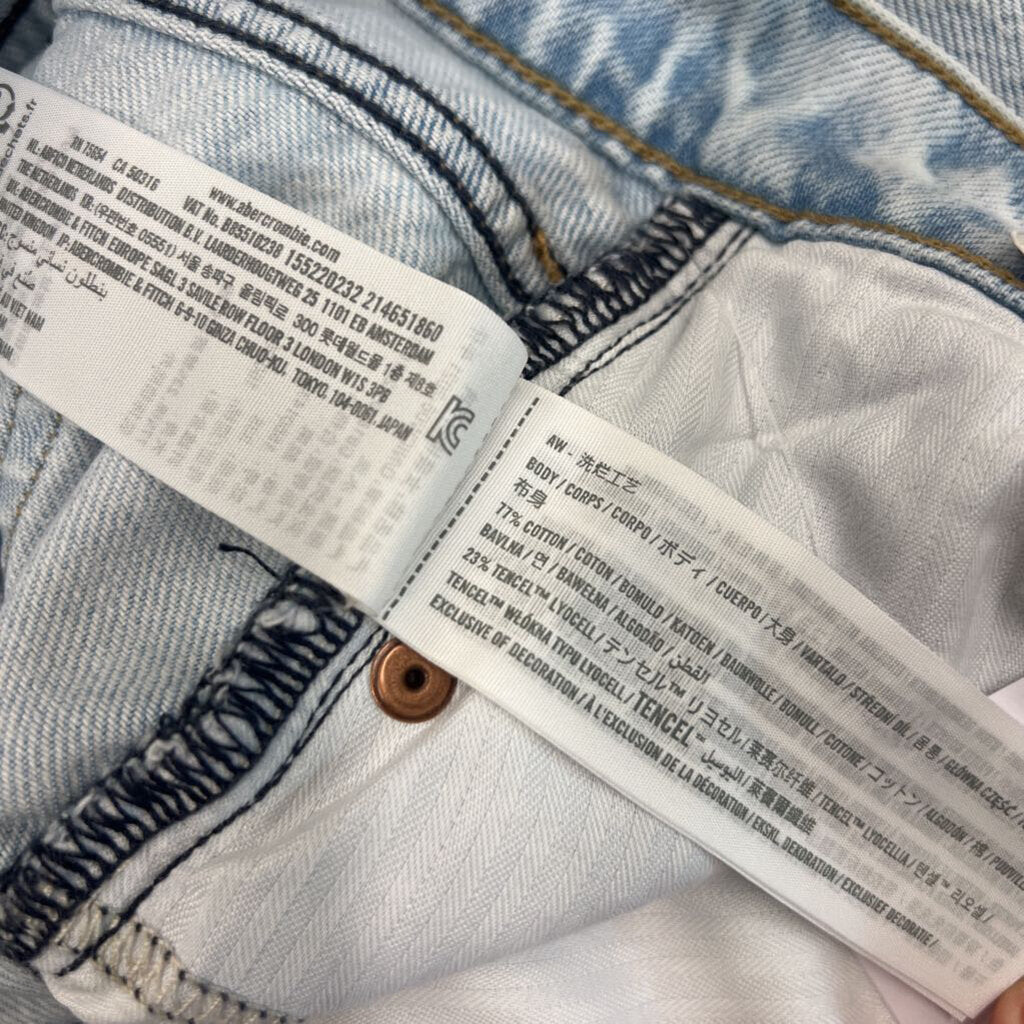 Abercrombie and Fitch Light Wash High Rise The Wide Leg Jeans 33