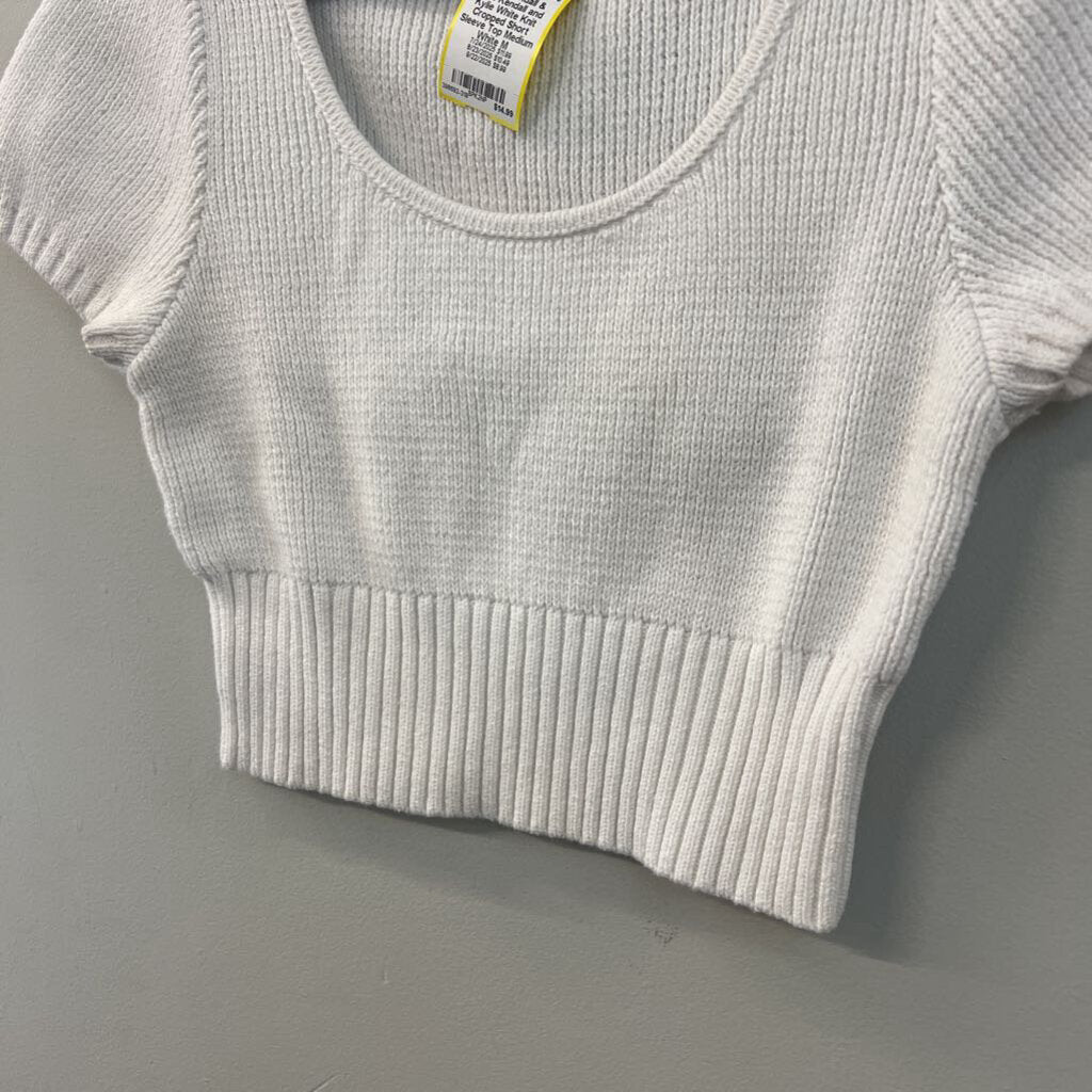 Kendall and Kylie White Knit Cropped Short Sleeve Top Medium