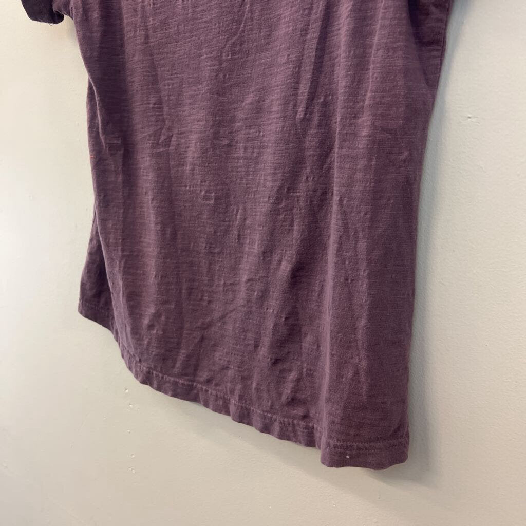 Natural Life Purple/ Multi Short Sleeve Graphic Tee Small