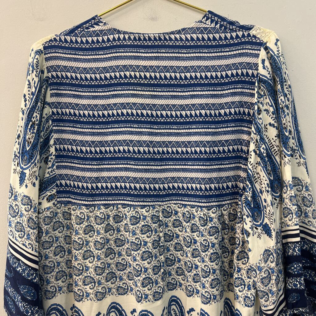 Flying Tomato Blue/ White Print Open Front Kimono Top Medium