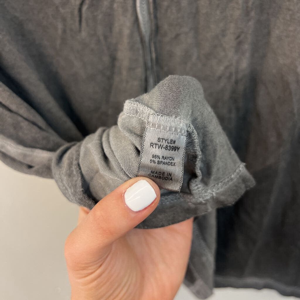 Zenana Grey Short Sleeve Top Large