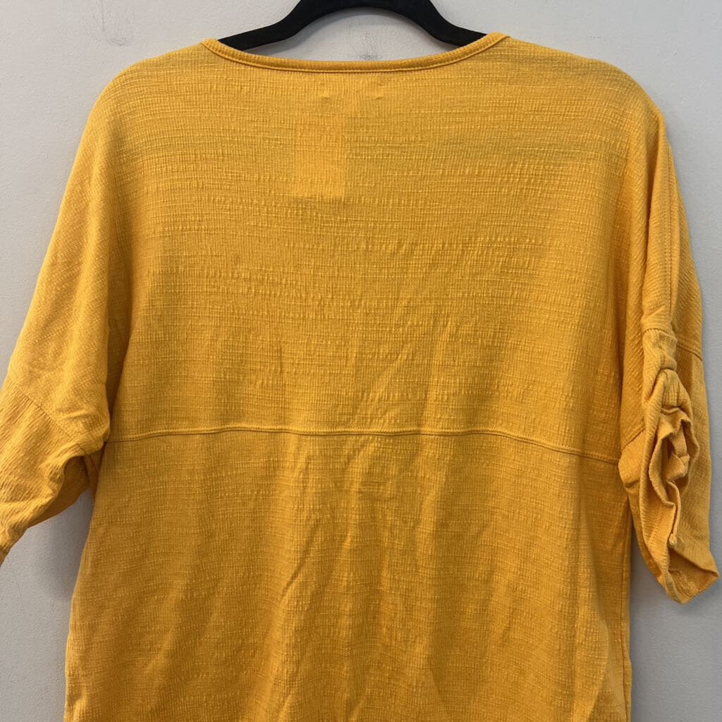 Max Studio Yellow Textured Short Sleeve Top Small