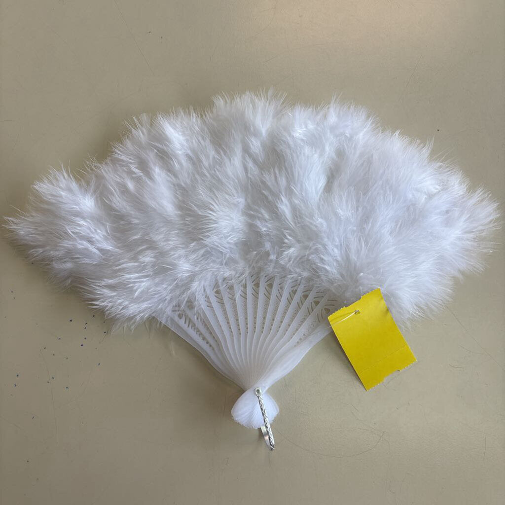 White Bride Fur Fan