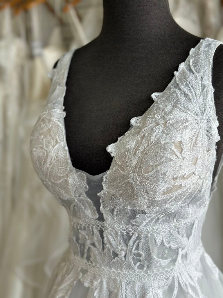 Allure Wilderly Bride Adara Bridal Dress 10